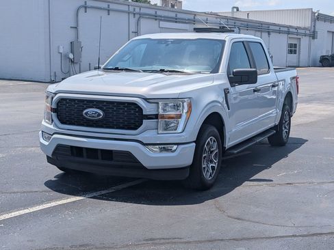 Used 2021 Ford F150 XL w/ STX Appearance Package RWD image 3