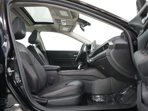 Used 2020 Nissan Altima 2.5 SR w/ Premium Package AWD/4WD image 11