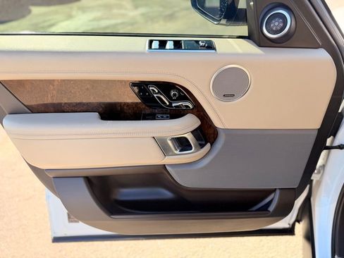 Used 2018 Land Rover Range Rover HSE AWD/4WD image 19