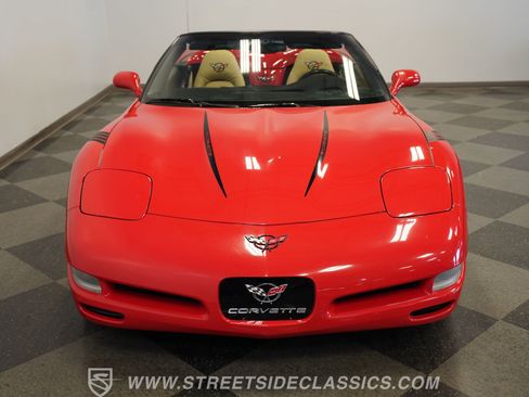 Used 1999 Chevrolet Corvette Convertible w/ Memory Pkg RWD image 39