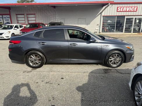 Used 2020 Kia Optima LX image 7