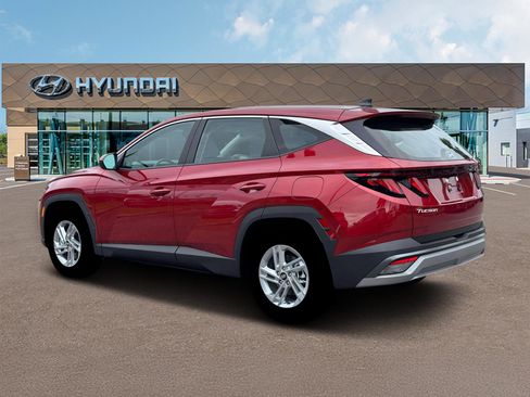 New 2026 Hyundai Tucson SE image 4