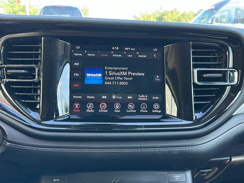 Used 2021 Dodge Durango SXT w/ 3rd Row Seating Group AWD/4WD image 18