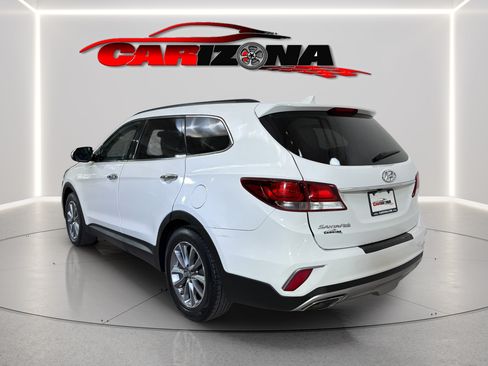 Used 2017 Hyundai Santa Fe SE w/ SE Premium Package 02 FWD image 8
