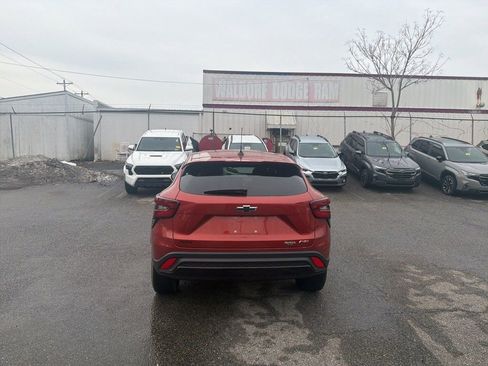 Used 2024 Chevrolet Trax RS w/ Driver Confidence Package image 7