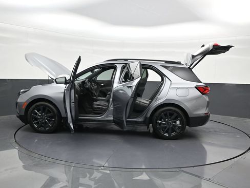Used 2024 Chevrolet Equinox RS w/ RS Leather Package FWD image 36