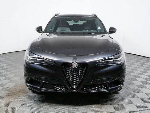 New 2025 Alfa Romeo Stelvio Sprint AWD/4WD image 36