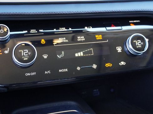 Certified 2025 INFINITI QX60 Pure image 13