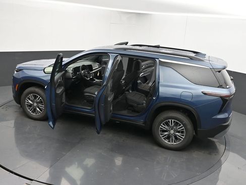 New 2026 Chevrolet Traverse LT w/ LPO, Floor Liner Package image 61