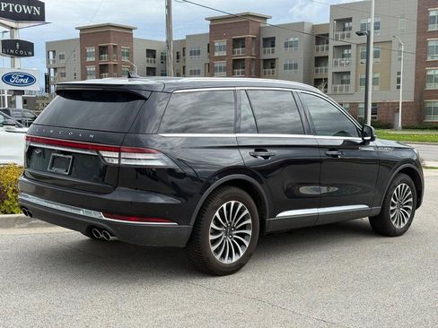 Certified 2022 Lincoln Aviator Reserve w/ Equipment Group 201A AWD/4WD image 3