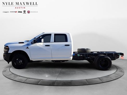 New 2026 RAM 3500 Tradesman image 12