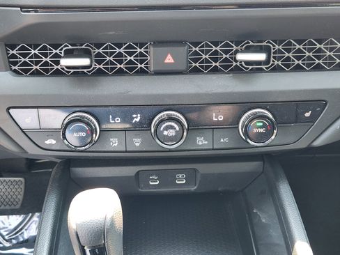 Certified 2023 Honda Accord EX image 21