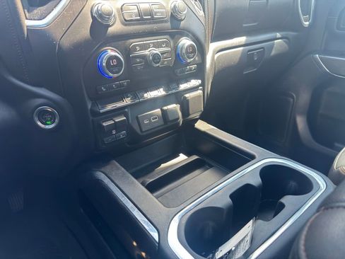 Used 2022 GMC Sierra 2500 AT4 AWD/4WD image 12