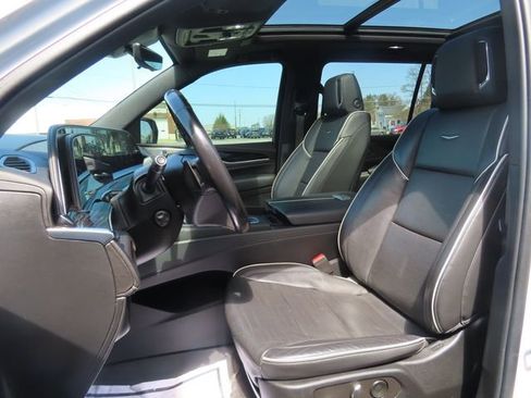 Used 2022 Cadillac Escalade ESV Sport w/ Touring Package AWD/4WD image 20