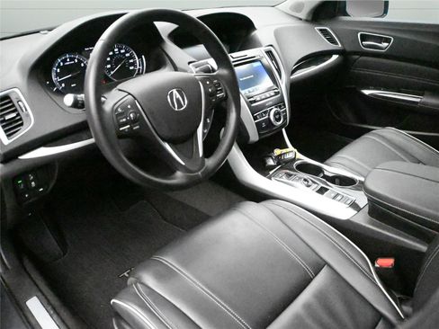 Used 2019 Acura TLX w/Technology Pkg image 2