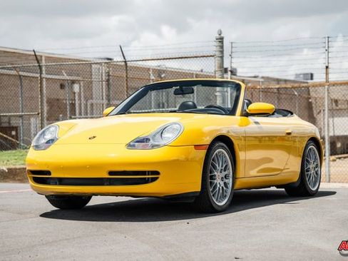 Used 2000 Porsche 911 Carrera 4 image 7