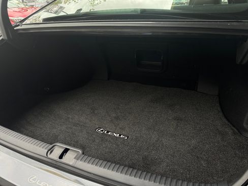 Used 2025 Lexus ES 350 w/ Accessory Package (Z2) FWD image 19