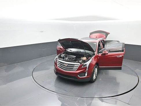Used 2018 Cadillac XT5 Luxury w/ Driver Awareness Package image 36