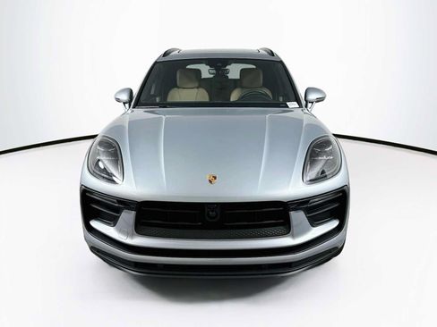New 2026 Porsche Macan AWD/4WD image 6