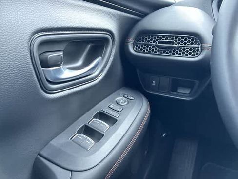 Used 2026 Honda HR-V Sport image 38