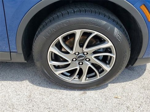 Certified 2021 Lincoln Corsair Standard image 9