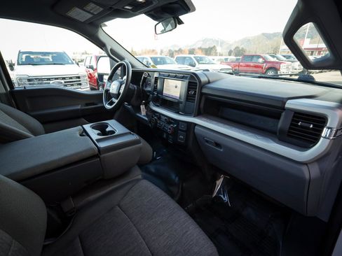 Used 2024 Ford F250 XL image 23