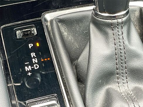 Used 2024 MAZDA MAZDA3 s image 17