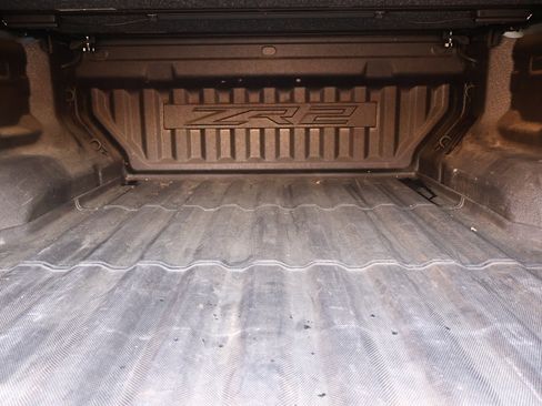 Certified 2024 Chevrolet Colorado ZR2 w/ Technology Package image 27