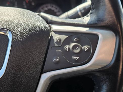 Used 2019 GMC Acadia SLE FWD image 28