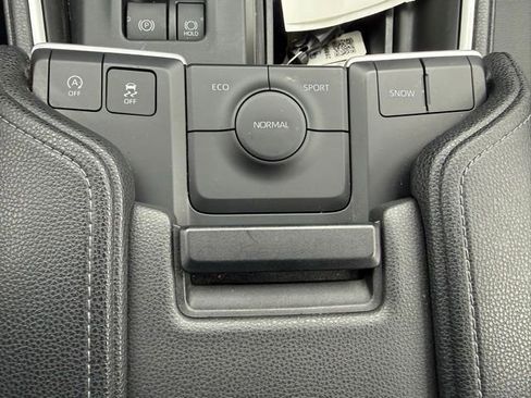 Used 2025 Toyota Grand Highlander FWD image 14