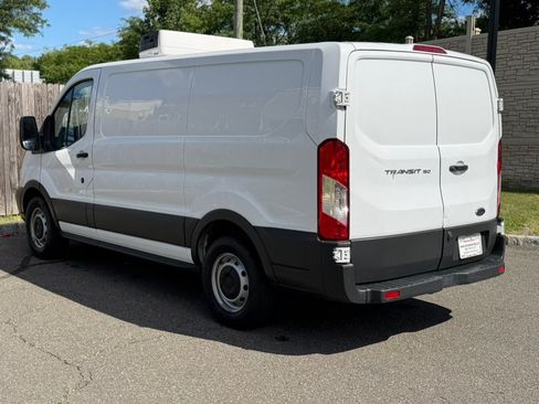Used 2018 Ford Transit 150 130 Low Roof RWD image 7