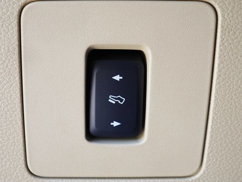 Used 2015 Ford F150 Lariat AWD/4WD image 29