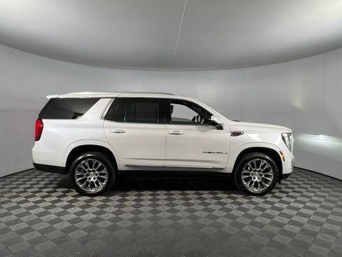 Used 2025 GMC Yukon Denali image 3