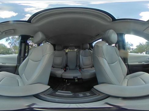 Used 2025 Toyota Sienna XLE FWD image 46