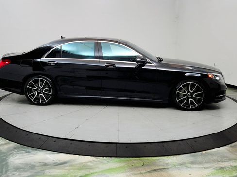 Used 2015 Mercedes-Benz S 550 Sedan image 4