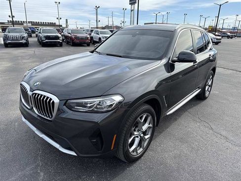 Used 2024 BMW X3 xDrive30i image 3