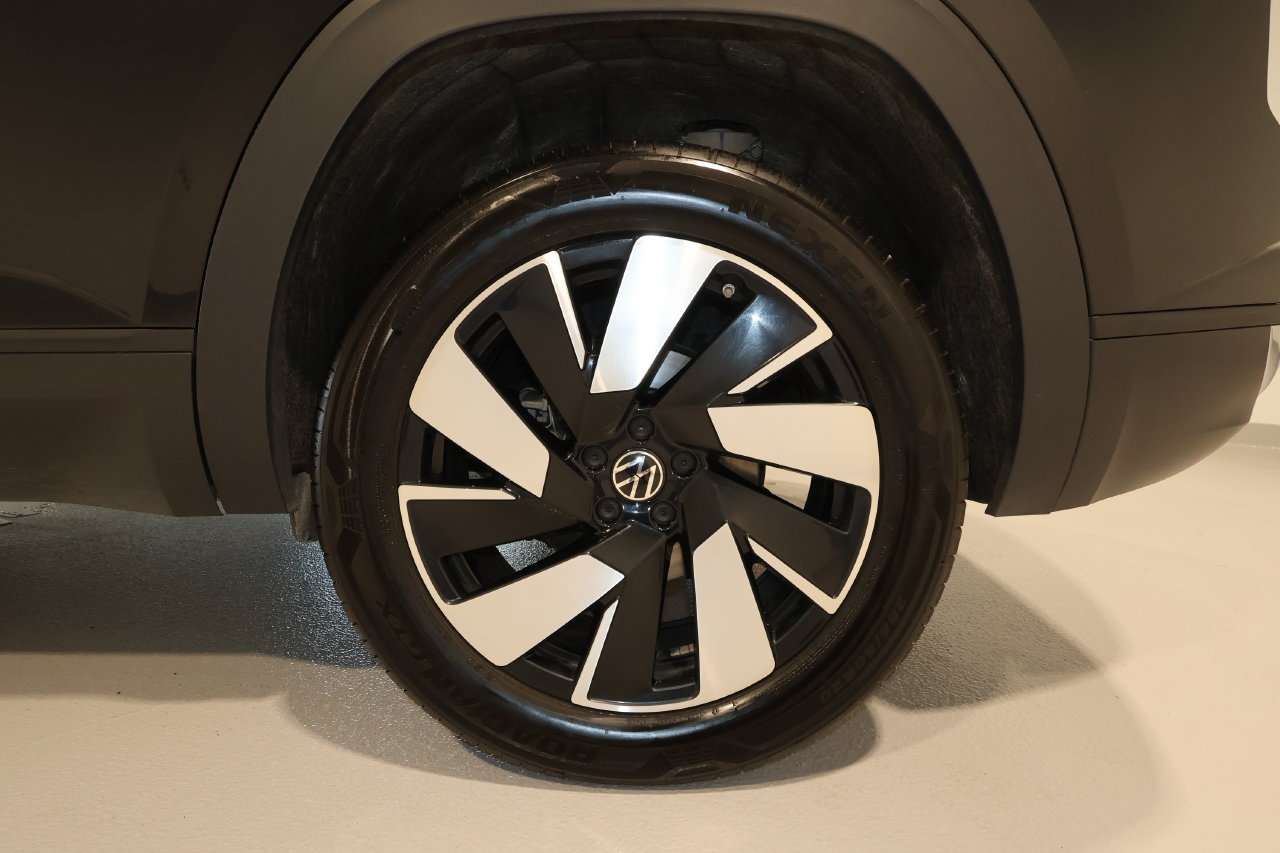 Used 2026 Volkswagen Atlas Cross Sport SE AWD/4WD image 31