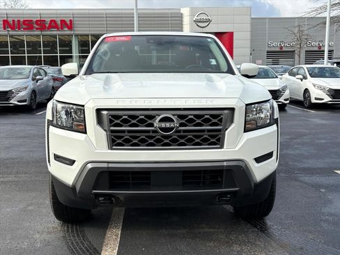 Certified 2023 Nissan Frontier SV w/ Technology Package image 4