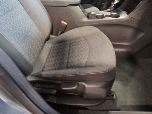 Used 2023 Chevrolet Equinox LT FWD image 34