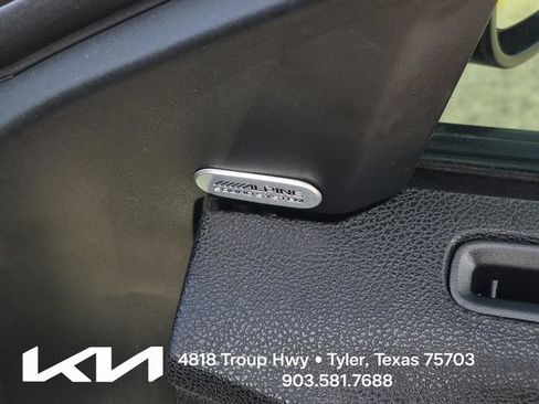 Used 2022 Dodge Charger R/T RWD image 16