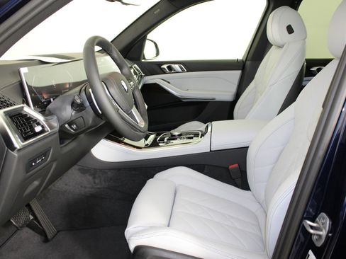 New 2026 BMW X5 sDrive40i w/ Parking Assistance Package image 24