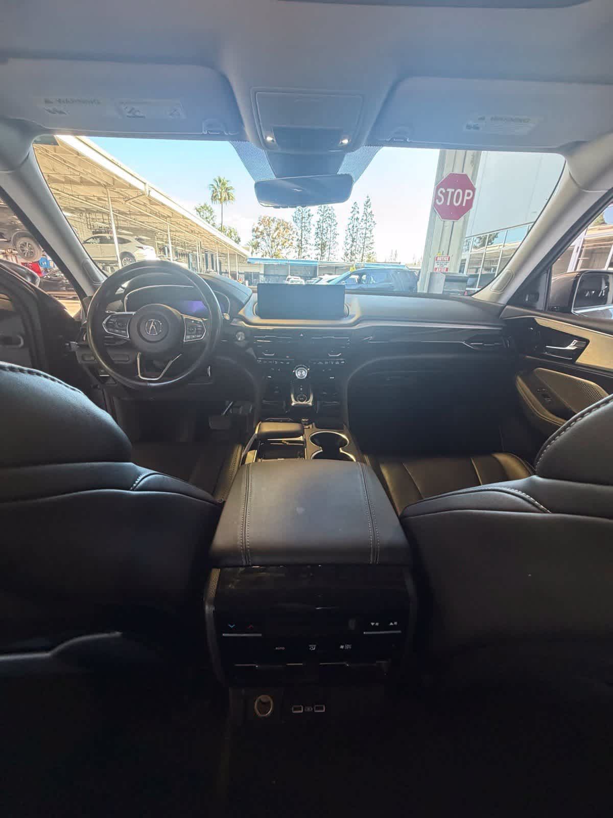 Used 2024 Acura MDX w/ Technology Package FWD image 17