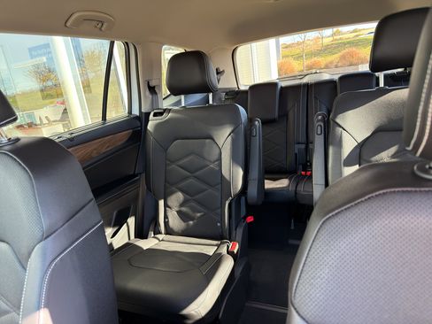 New 2026 Volkswagen Atlas SE image 14