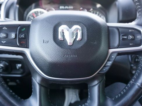Used 2022 RAM 1500 Big Horn AWD/4WD image 16