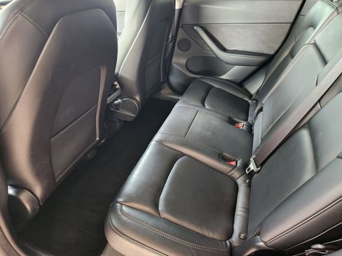 Used 2020 Tesla Model Y Long Range image 29