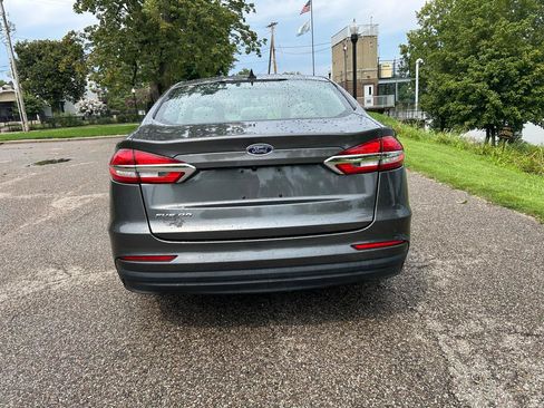 Used 2020 Ford Fusion S FWD image 4