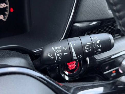 Used 2024 Honda CR-V EX-L image 32
