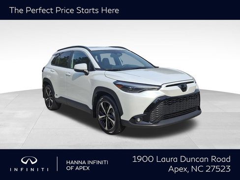 Used 2023 Toyota Corolla Cross AWD Hybrid w/ Convenience Package image 1