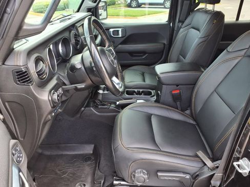 Used 2021 Jeep Wrangler Unlimited Sahara AWD/4WD image 24