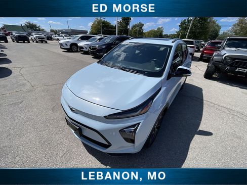 Certified 2023 Chevrolet Bolt EUV Premier w/ Sun & Sound Package FWD image 20